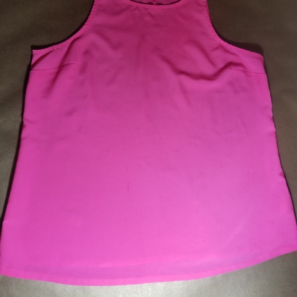 Tops - Picture 4 of 7